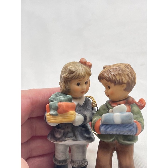 Goebel 2003 Annual Ornament - Picture 3 of 10